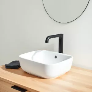 Jaka wysokość baterii do umywalki nablatowej