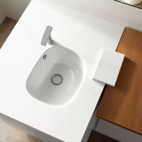 Jaki blat do łazienki pod umywalkę