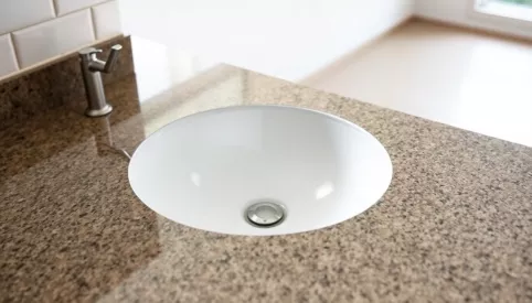 Jaki otwór pod umywalkę nablatową