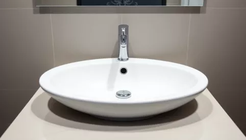 Na jakiej wysokości bateria umywalkowa